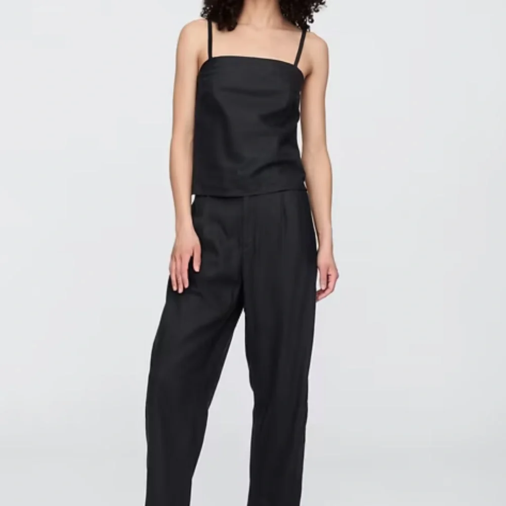 GAP Mid Rise Linen-Blend Barrel Pants - Large Petite - Picture 2 of 3